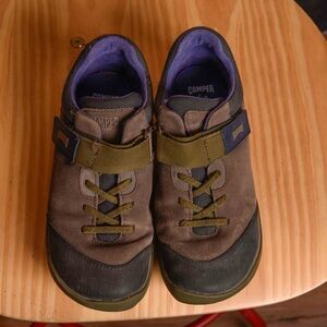 Camper for kids hiking shoes with velcro strap size 28/US toddler 11